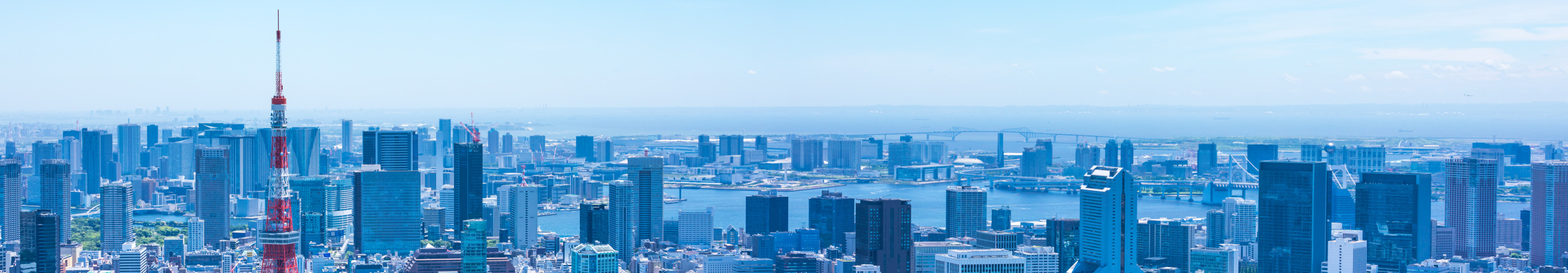 Blauer Himmel und Landschaft der Gegend um Odaiba 5