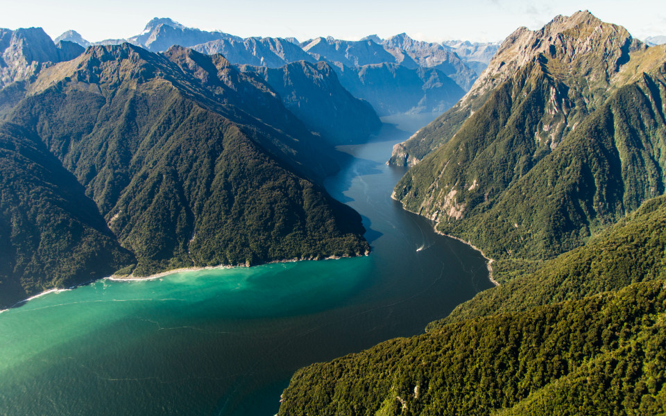 Fjord Milford Sound in Neuseeland von oben